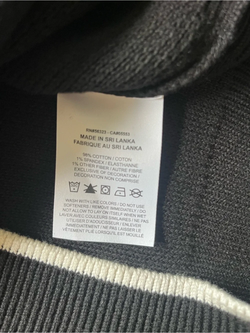 NWT Nike Sportswear Club Men's V-Neck Sweater Black Medium